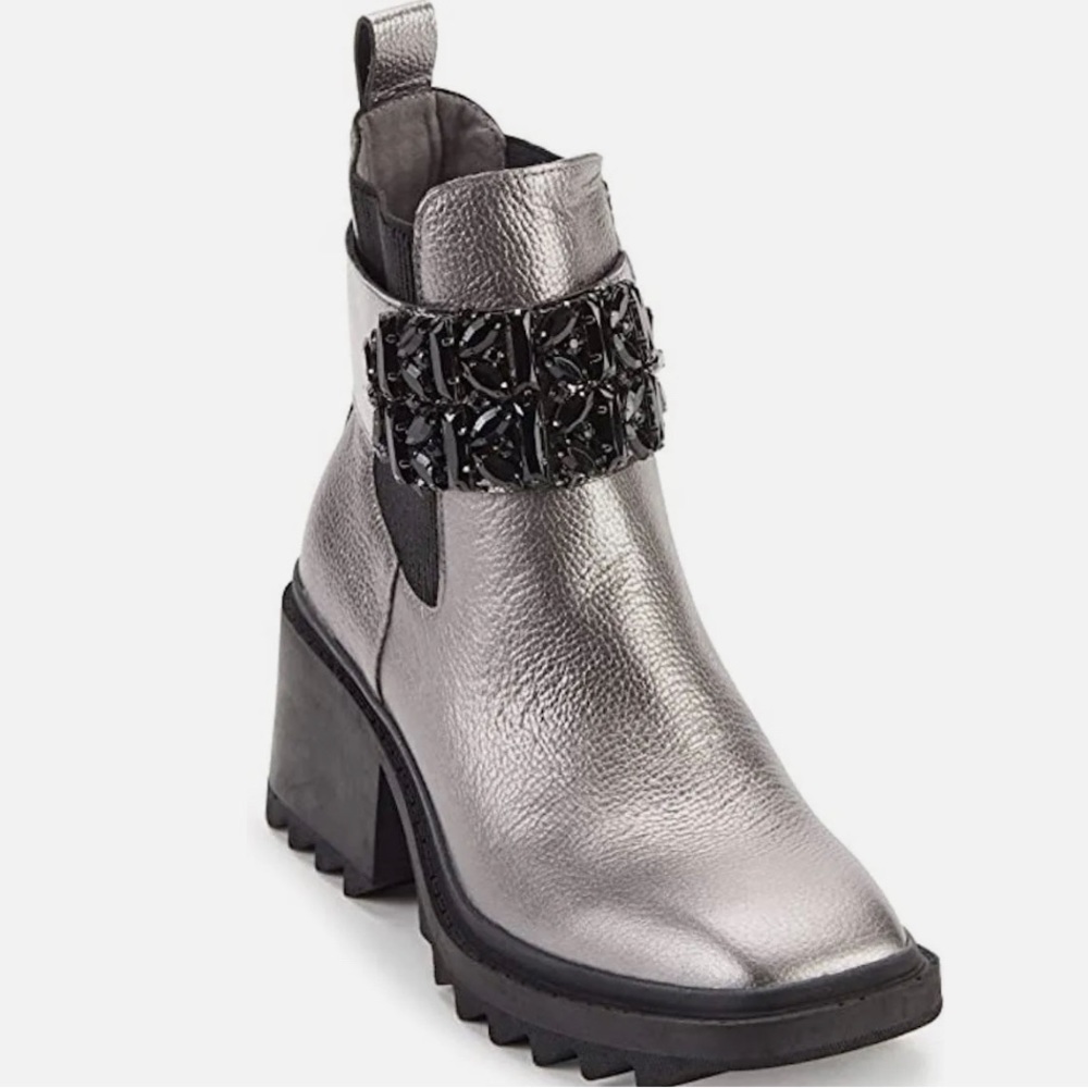 COPY - Karl Lagerfeld Cavin Lug Sole Chelsea Combat Boots